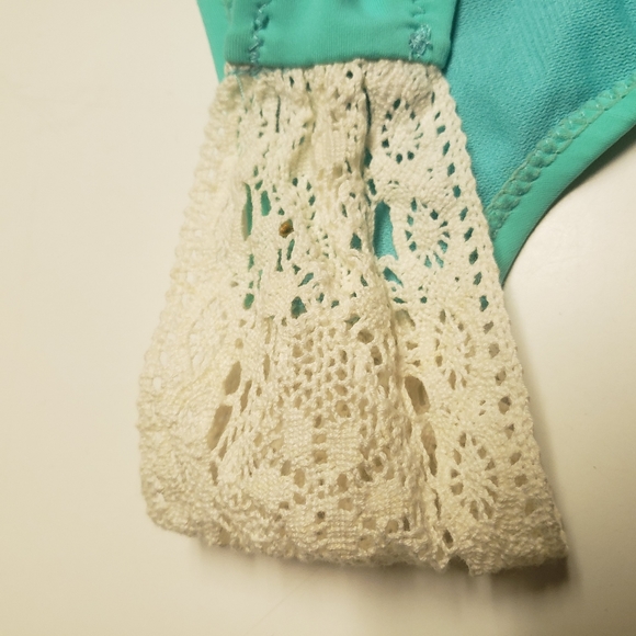 Jessica Simpson cool mint green hipster lace side tab bikini bottom size small - Picture 6 of 6